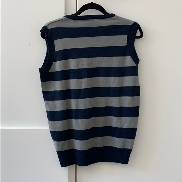 BB London Sweater Vest - Picture 2 of 4